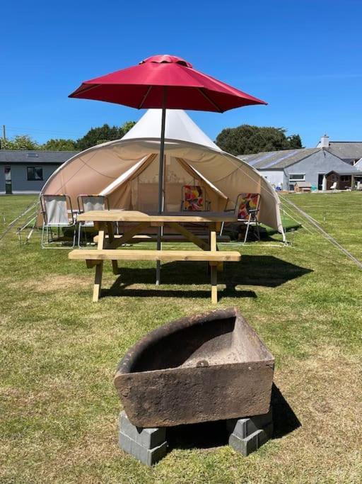 Cox Hill Glamping Benson Hotel Truro Exterior foto